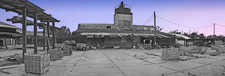 Mills Lumber Yard in Orlando
© 2007 Mark Lang